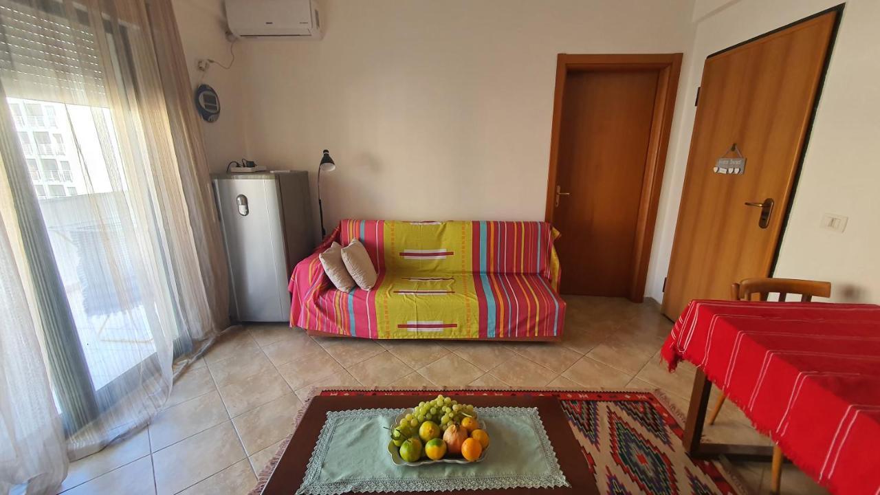 La Casita Daire Tiran Dış mekan fotoğraf