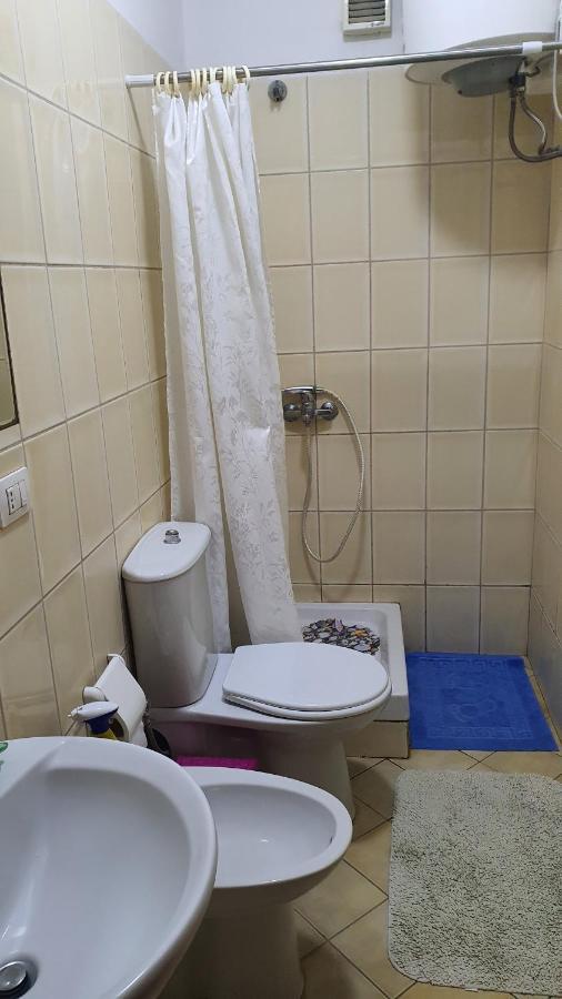 La Casita Daire Tiran Dış mekan fotoğraf